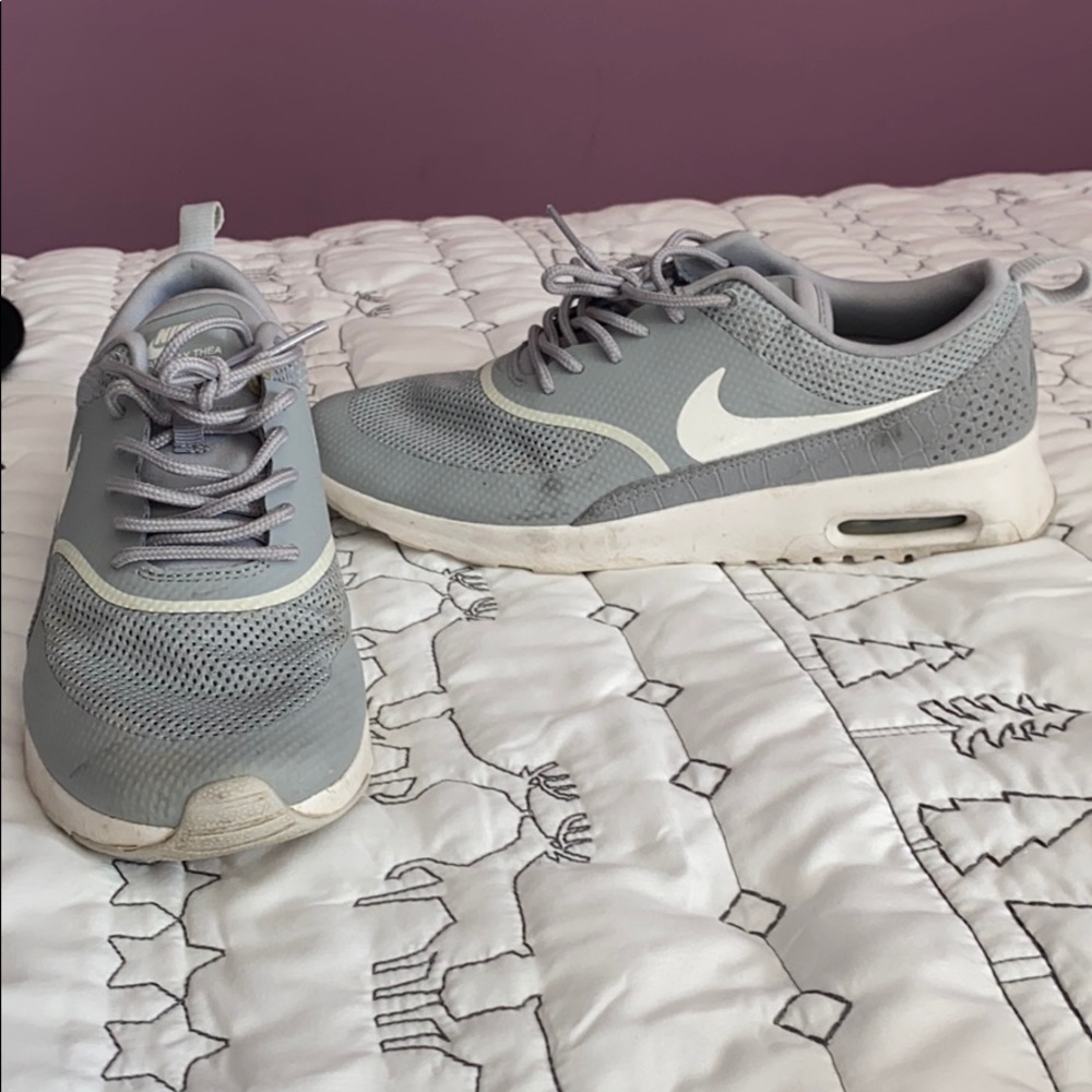 Grey Nike Air Max Thea